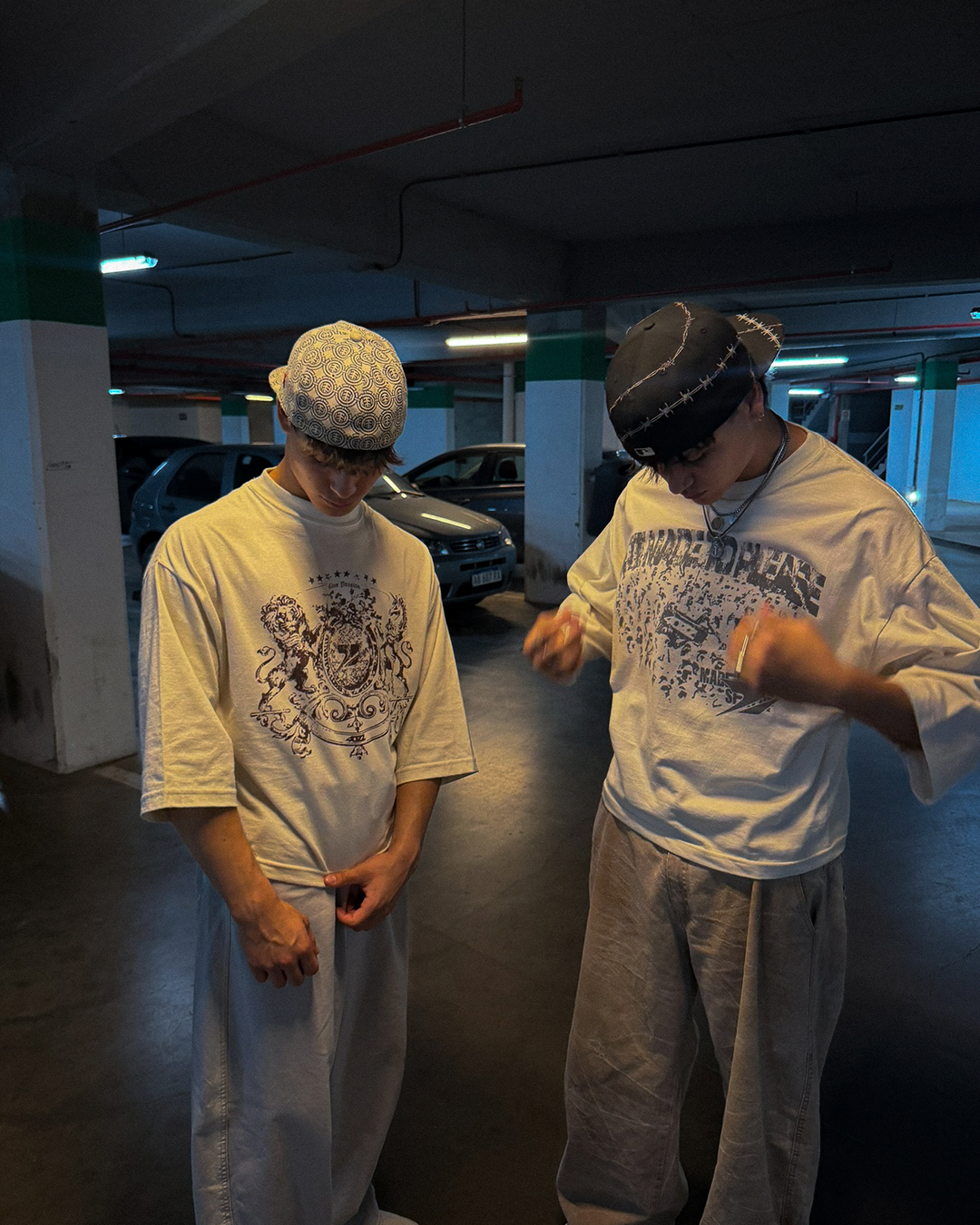 Tee Boxy "THE THRONE" SAND