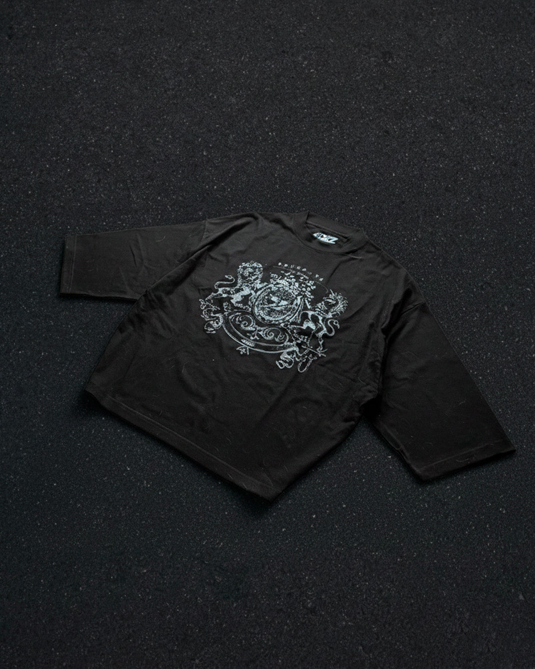 Tee Boxy "THE THRONE" BLACK